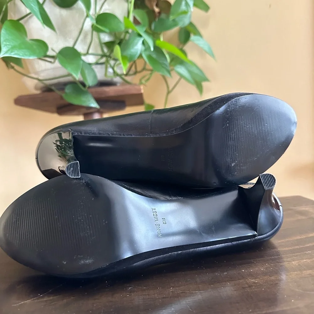 Nine West Classic Black Leather Pumps Women’s Size 8M - Picture 11 of 11